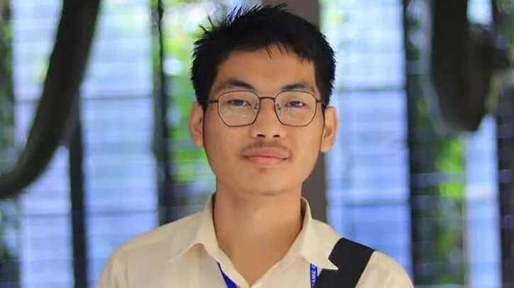 ডাকসু থেকে সর্বমিত্র চাকমার পদত্যাগ