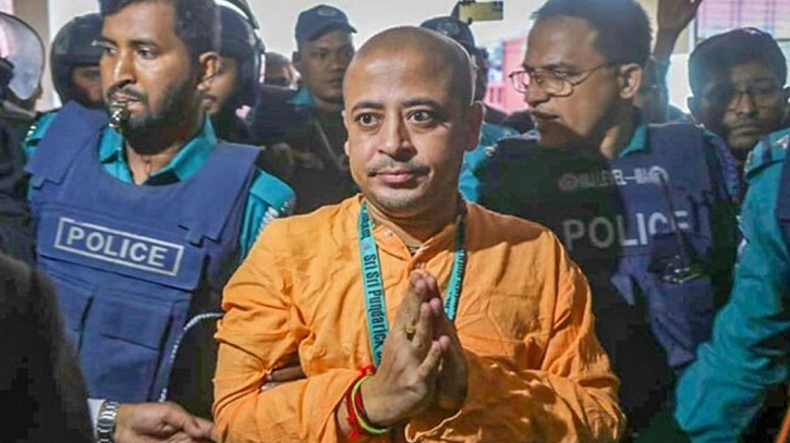 চিন্ময় দাসের জামিন স্থগিতের আদেশ প্রত্যাহার, রোববার শুনানি