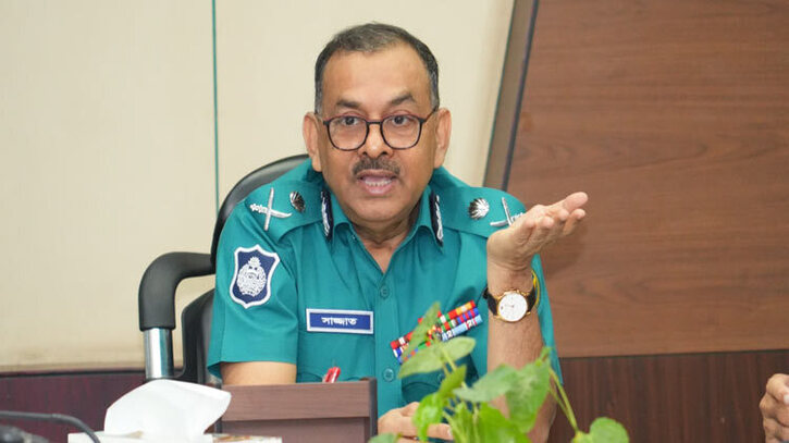 নিরাপদ ঈদ উদ্যাপনে মাঠপর্যায়ে পুলিশকে সতর্কভাবে দায়িত্ব পালনের নির্দেশ - আইজিপির নিরাপদ ঈদ উদ্যাপনে মাঠপর্যায়ে পুলিশকে সতর্কভাবে দায়িত্ব পালনের নির্দেশ - আইজিপির