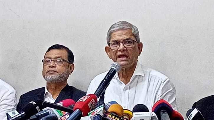 জাতীয় নির্বাচন পিছিয়ে দেওয়ার সুপরিকল্পিত ষড়যন্ত্র চলছে: মির্জা ফখরুল জাতীয় নির্বাচন পিছিয়ে দেওয়ার সুপরিকল্পিত ষড়যন্ত্র চলছে: মির্জা ফখরুল