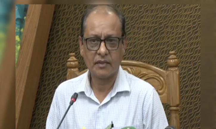 প্রযুক্তির যুগে সাক্ষরতার প্রসারে জোর দিতে হবে