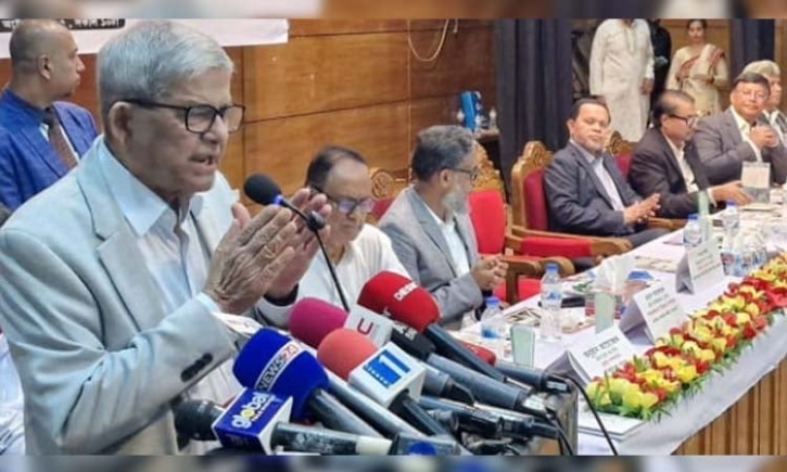 রাজনৈতিক অনৈক্যে দেশ গড়ার বড় সুযোগ নষ্ট হচ্ছে : মির্জা ফখরুল রাজনৈতিক অনৈক্যে দেশ গড়ার বড় সুযোগ নষ্ট হচ্ছে : মির্জা ফখরুল