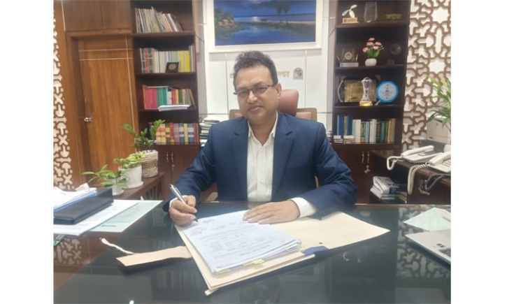 প্রাথমিক বিদ্যালয়ের শিশুদের জন্যে ফিডিং কার্যক্রম নভেম্বরে শুরু হচ্ছে: মহাপরিচালক প্রাথমিক বিদ্যালয়ের শিশুদের জন্যে ফিডিং কার্যক্রম নভেম্বরে শুরু হচ্ছে: মহাপরিচালক