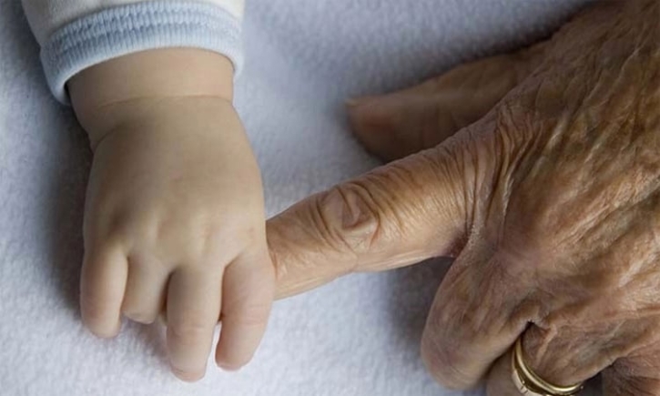 শীতে শিশু ও বয়স্কদের জন্য বাড়তি যত্ন নেওয়ার আহ্বান