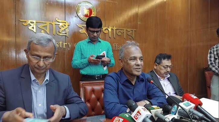 রায়ে আইনশৃঙ্খলা নিয়ে আতঙ্ক নেই: স্বরাষ্ট্র উপদেষ্টা