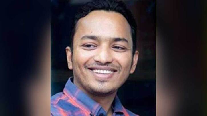 যশোরে আলোচনায় ‘কম বয়সী’ প্রার্থী শ্রাবণ