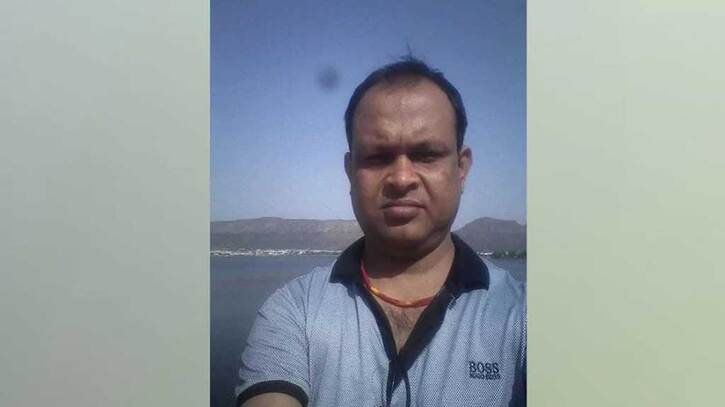 কক্সবাজারে টিপু হত্যায় ‘মিয়ানমারের অস্ত্র’, সঙ্গিনীকেও খুঁজছে পুলিশ কক্সবাজারে টিপু হত্যায় ‘মিয়ানমারের অস্ত্র’, সঙ্গিনীকেও খুঁজছে পুলিশ