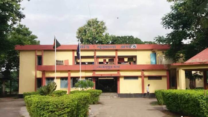 মেহেরপুরে বিলে শাপলা তুলতে গিয়ে ৪ স্কুল শিক্ষার্থীর মৃত্যু