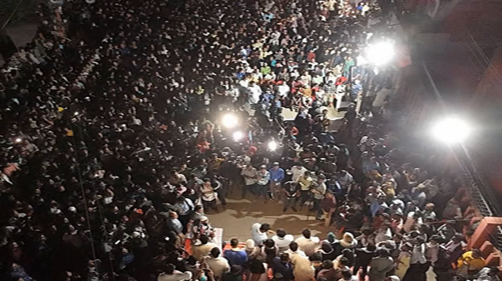 বহু জাতিগোষ্ঠী ও ভাষার রাষ্ট্রব্যবস্থা চায় এনসিপি: বান্দরবানে পথসভায় নেতারা বহু জাতিগোষ্ঠী ও ভাষার রাষ্ট্রব্যবস্থা চায় এনসিপি: বান্দরবানে পথসভায় নেতারা
