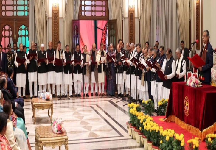 শেখ হাসিনা ৫ম মেয়াদে প্রধানমন্ত্রী হিসেবে শপথ নিলেন, গঠন করলেন ৩৭ সদস্যের মন্ত্রিসভা শেখ হাসিনা ৫ম মেয়াদে প্রধানমন্ত্রী হিসেবে শপথ নিলেন, গঠন করলেন ৩৭ সদস্যের মন্ত্রিসভা