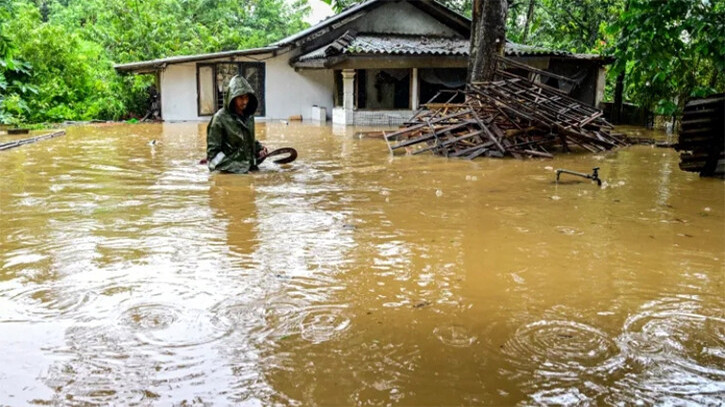 ঘূর্ণিঝড় ডিটওয়ায় বিপর্যয়, শ্রীলঙ্কায় জরুরি অবস্থা জারি