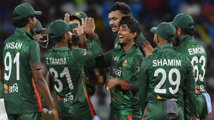 বিজয়ের দিনে ওয়েস্ট ইন্ডিজের বিপক্ষে বাংলাদেশের শ্বাসরুদ্ধকর জয় বিজয়ের দিনে ওয়েস্ট ইন্ডিজের বিপক্ষে বাংলাদেশের শ্বাসরুদ্ধকর জয়