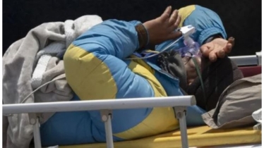 নিখোঁজ মালয়েশীয় পর্বতারোহী উদ্ধার