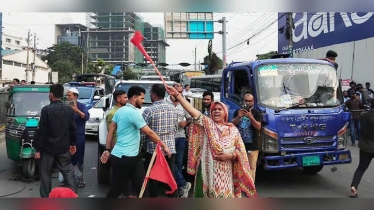 নাসা গ্রুপের শ্রমিকরা রাস্তায়, মহাখালীতে যান চলাচল বন্ধ