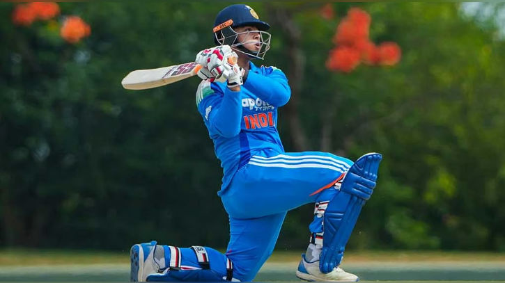 ১১ বলে ফিফটির বিশ্বরেকর্ড, ফাইনালে সুরিয়াভানশির ২৯ বলে ৯৪