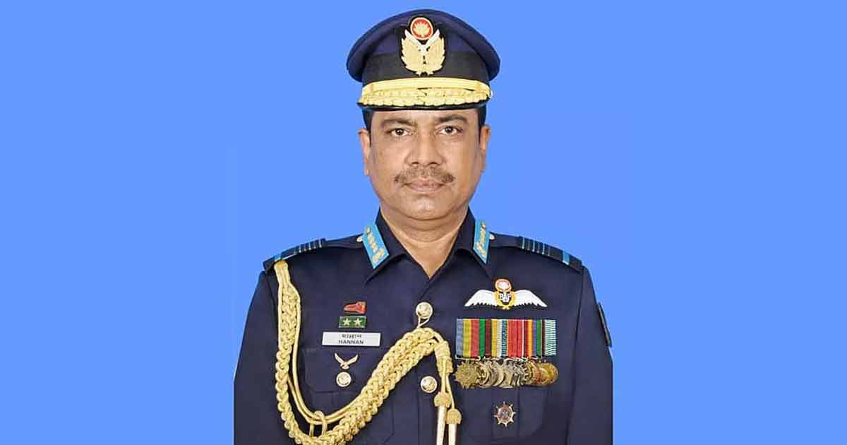 বিমানবাহিনীর সাবেক প্রধান হান্নান কাতারে গ্রেপ্তার