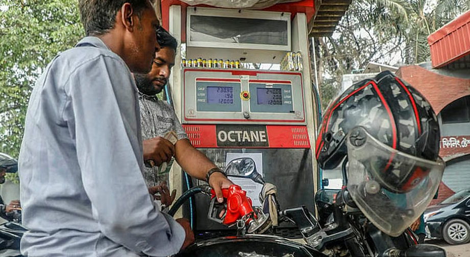 প্রকল্পের ১৯৫০০ কোটি টাকা তেল আমদানিতে, বিপিসির দাবি কাজে প্রভাব পড়বে না
