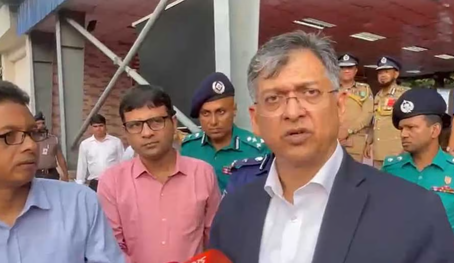 বেনজীরের জামিন: দুবাইয়ে আইনজীবী নিয়োগ হয়েছে, বললেন স্বরাষ্ট্রমন্ত্রী