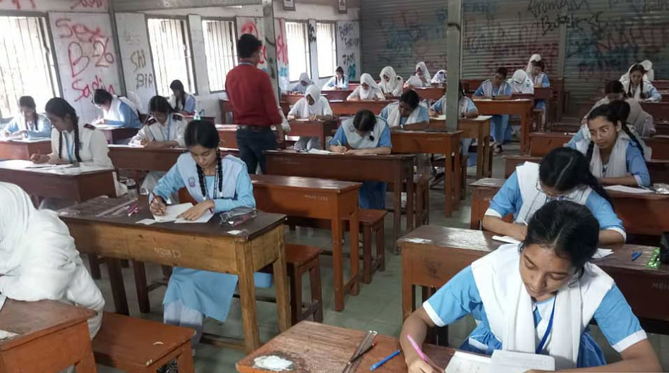 জানুয়ারিতে নয়, আগামী বছরের এসএসসি মার্চে শুরুর চিন্তা