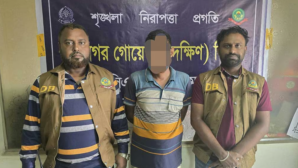 চট্টগ্রামে ৩ লাখ ইয়াবাসহ ট্রাক চালক গ্রেপ্তার