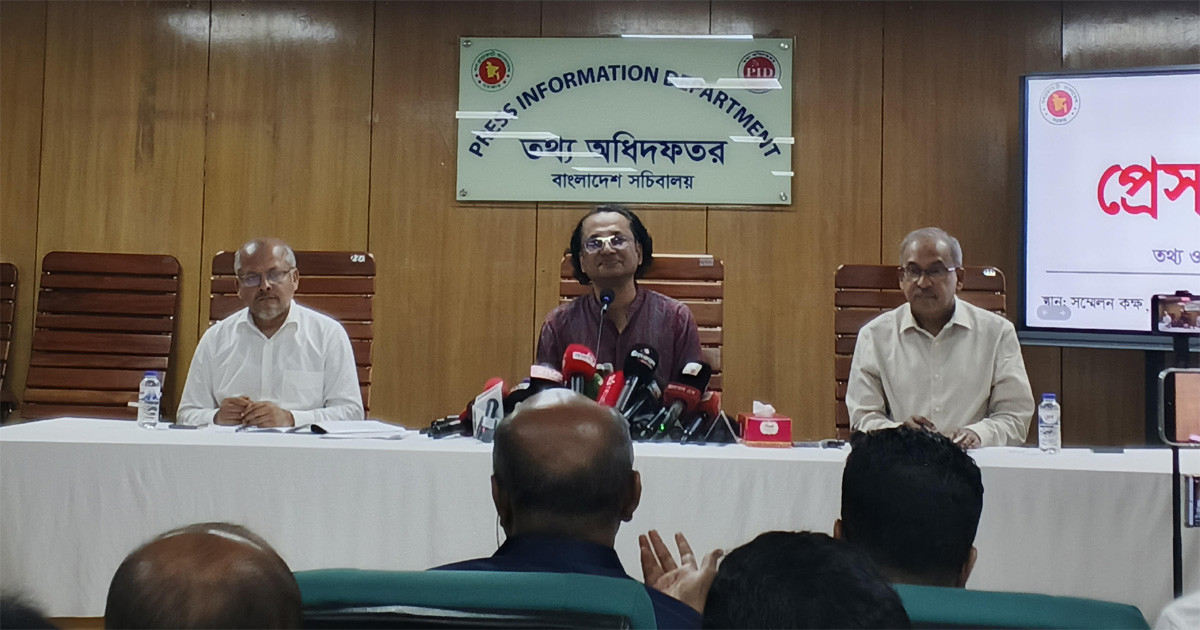 এলপিজির সংকট নেই, মজুদ করলে ব্যবস্থা: প্রধানমন্ত্রীর উপদেষ্টা