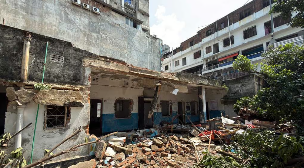 মিরপুরের স্বাস্থ্যকেন্দ্র ভাঙার ঘটনায় আরও ৬ জন কারাগারে