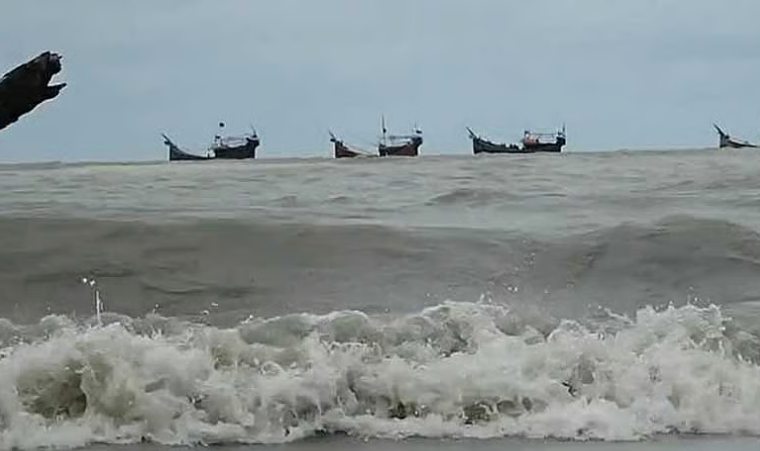 নিম্নচাপ রূপ নিল গভীর নিম্নচাপে, সম্ভাব্য ঘূর্ণিঝড়ের নাম ‘অর্ণব’