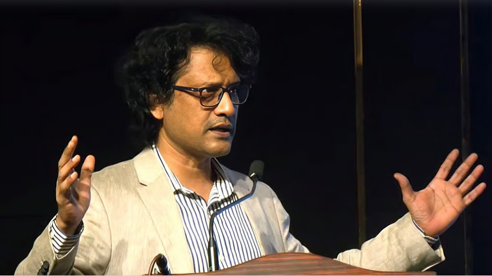 ফারুক ওয়াসিফ আরও এক বছর পিআইবি মহাপরিচালক