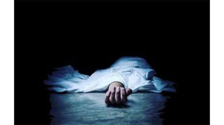 ৪ দিন ঘুম হয়‌নি বলে হার‌পিক খেয়ে শিক্ষার্থীর আত্মহত্যা