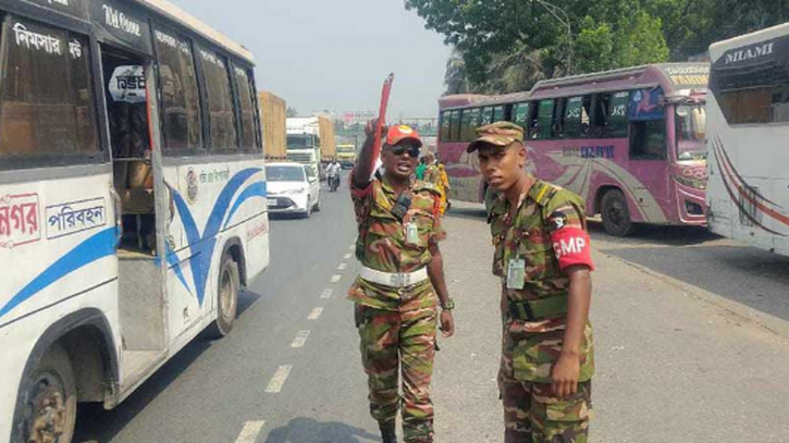 ঈদযাত্রা নির্বিঘ্ন করতে মহাসড়কে নামল সেনাবাহিনী