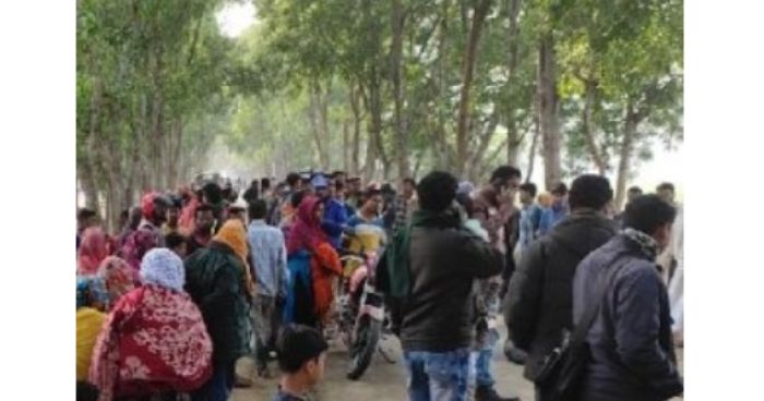 দিনাজপুরে সড়ক দুর্ঘটনায় চাচা ভাতিজাসহ নিহত ৩