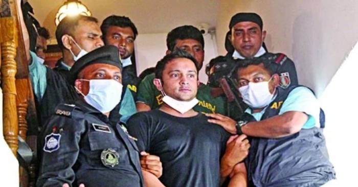 অস্ত্র মামলায় ইরফান সেলিমকে অব্যাহতি