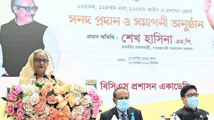 উৎপাদন বৃদ্ধির দিকে আমাদের নজর দিতে হবে : প্রধানমন্ত্রী