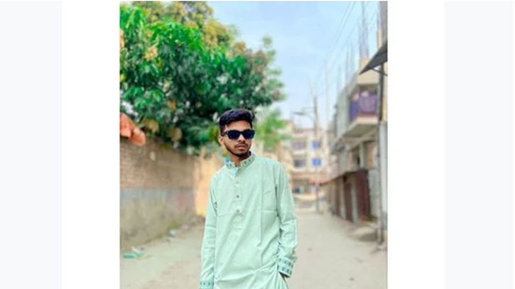 শহীদ রিফাতের খুনিদের বিচার দাবি বাবা-মায়ের