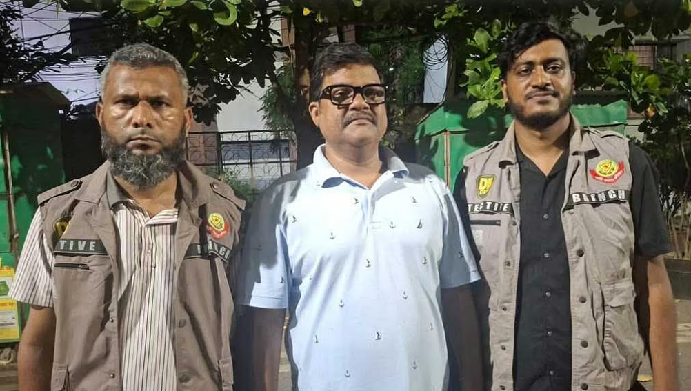 চট্টগ্রামের সাবেক এমপি মিতা ঢাকায় গ্রেপ্তার